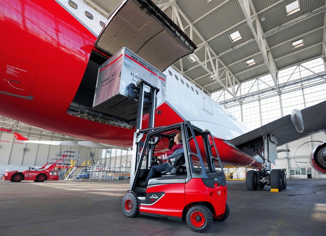 Linde Forklifts on Florida Lift Equipment