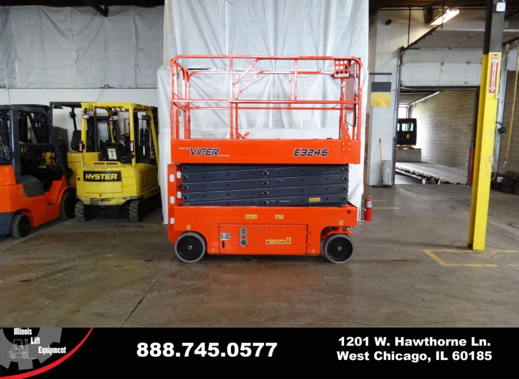 2015 Viper E3246 Scissor Lift on Sale in Florida