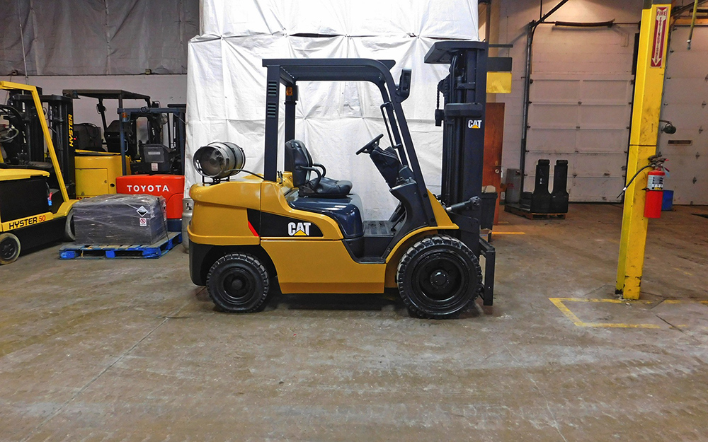  2008 Caterpillar P7000 Forklift on Sale in Florida