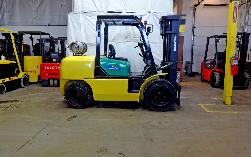  2005 Komatsu FG45T-8 Forklift on Sale in Florida