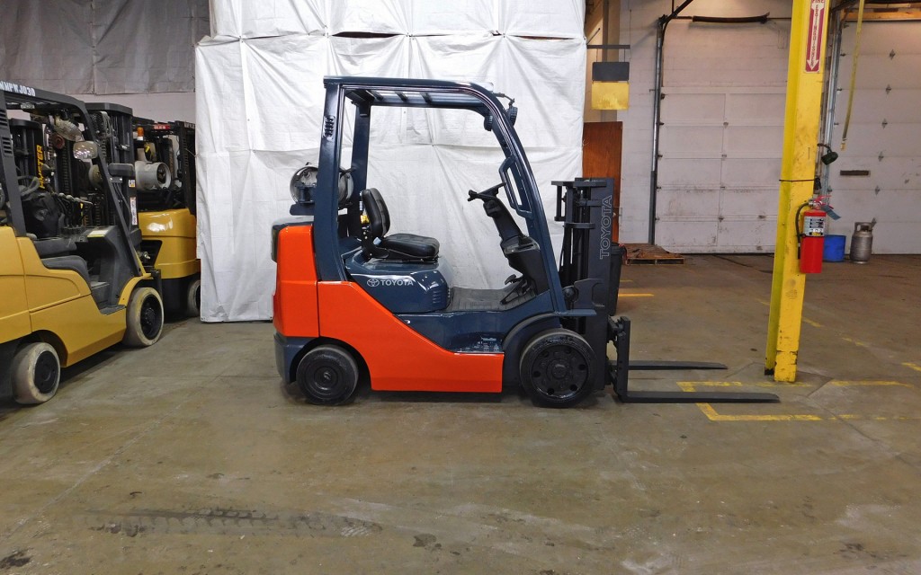  2008 Toyota 8FGCU25 Forklift on Sale in Florida