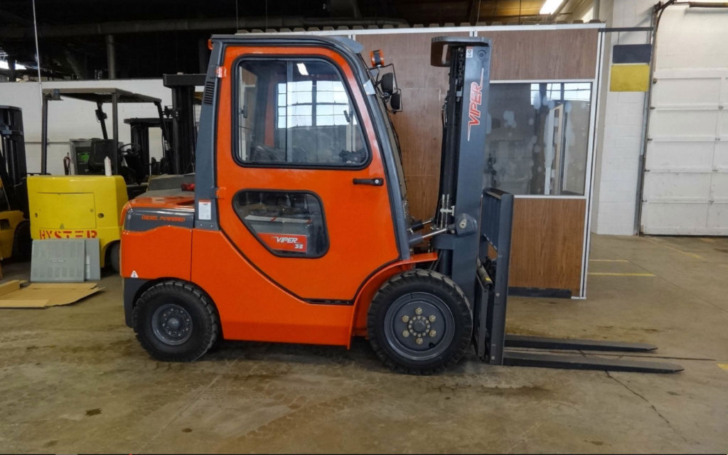  2016 Viper FD35 Full Cab Forklift on Sale in Florida