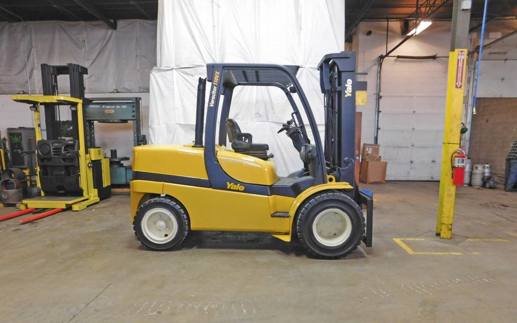  2013 Yale GDP110VX Forklift on Sale in Florida