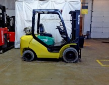 2011 Komatsu FG25T-16 Forklift on Sale in Florida